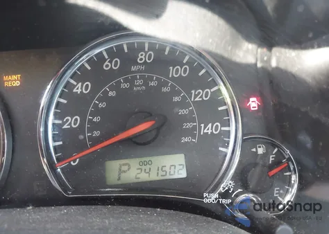 2011 Toyota Corolla S z USA, uszkodzony, nr VIN 2T1BU4EE0BC718522